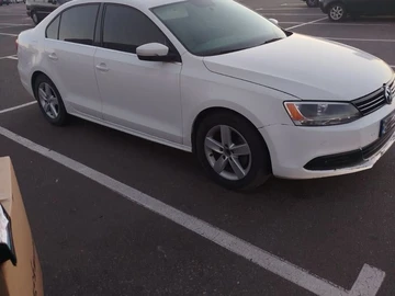 Авто Volkswagen Jetta 2013 № 8290442