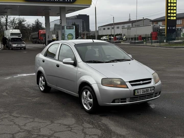 Авто Chevrolet Aveo 2005 № 8290808