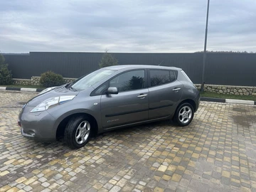 Авто Nissan Leaf 2015 № 8290819
