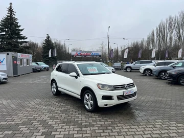 Авто Volkswagen Touareg 2012 № 8291039