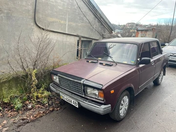 Авто ВАЗ 2107 2005 № 8291171