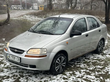 Авто Chevrolet Aveo 2003 № 8291401