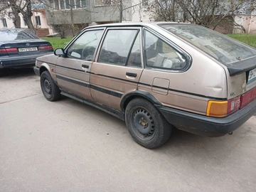Авто Toyota Corolla 1986 № 8291516