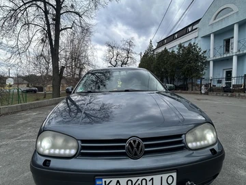 Авто Volkswagen Golf 2000 № 8291811