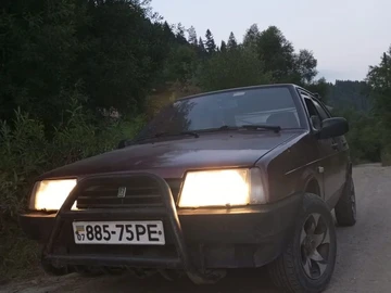 Авто ВАЗ 2109 2001 № 8292611