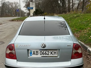 Авто Volkswagen Passat Sedan 2004 № 8292631