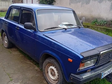 Авто ВАЗ 2107 1988 № 8292632