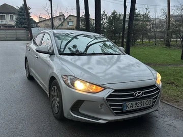 Авто Hyundai Elantra 2017 № 8293009