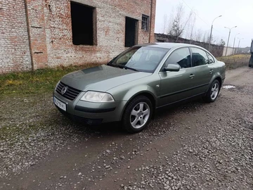 Авто Volkswagen Passat Sedan 2003 № 8293014