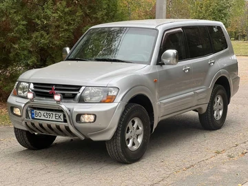 Авто Mitsubishi Pajero 2001 № 8293025