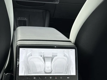Авто Tesla Model 3 2025 № 8293030