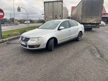 Авто Volkswagen Passat Sedan 2005 № 8293031