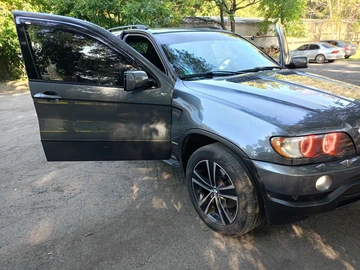 Авто BMW X5 2002 № 8293081