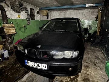 Авто BMW 3 Серия 2003 № 8293304