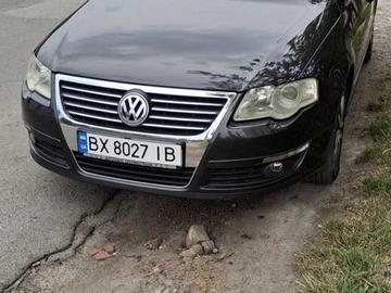 Авто Volkswagen Passat Sedan 2005 № 8293365
