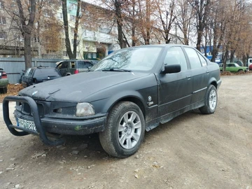 Авто BMW 3 Серия 1996 № 8293524