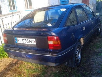 Авто Opel Vectra 1990 № 8293742