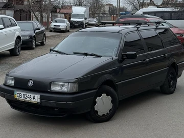 Авто Volkswagen Passat Variant 1990 № 8293746