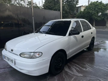 Авто Hyundai Accent 1996 № 8293752