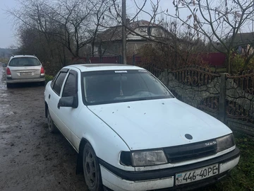 Авто Opel Vectra 1989 № 8293768