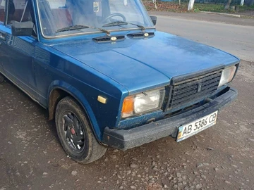 Авто ВАЗ 2107 2004 № 8293786