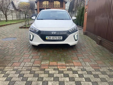 Авто Hyundai Ioniq 2017 № 8293927