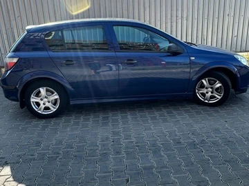Авто Opel Astra 2004 № 8293951