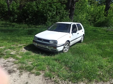 Авто Volkswagen Golf 1997 № 8293970