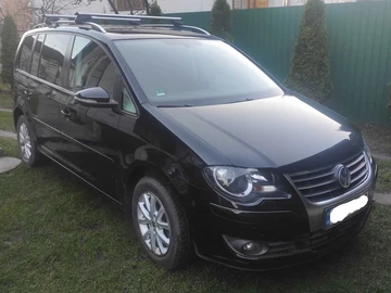 Авто Volkswagen Touran 2010 № 8294059