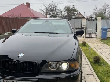 Авто BMW 5 Серия 2002 № 8294064