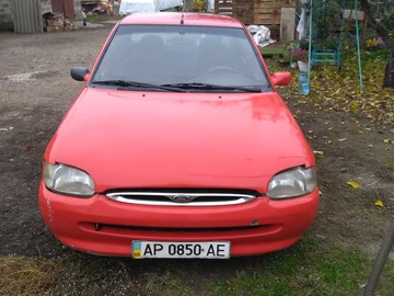 Авто Ford Escort 1995 № 8294119