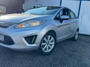 Авто Ford Fiesta 2011 № 8294130