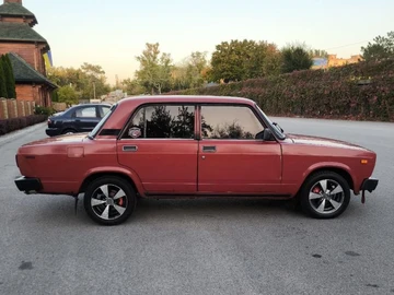 Авто ВАЗ 2105 1961 № 8294170