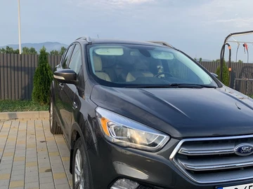Авто Ford Escape 2017 № 8294319