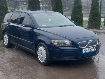 Авто Volvo V50 2004 № 8294420