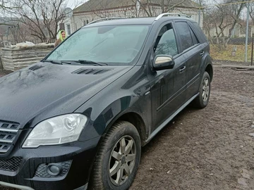 Авто Mercedes Ml Серия 2010 № 8294480