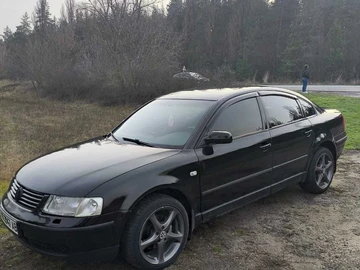 Авто Volkswagen Passat Sedan 2000 № 8294571
