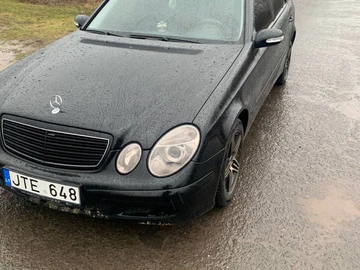 Авто Mercedes 220 2004 № 8294766