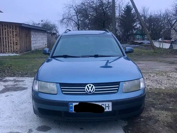 Авто Volkswagen Passat Variant 2000 № 8294961