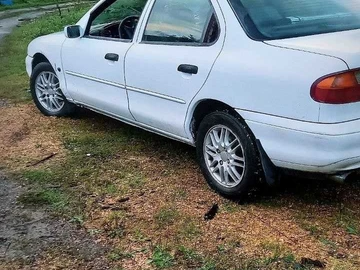 Авто Ford Mondeo 1996 № 8295257