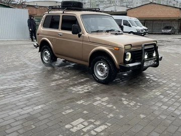 Авто ВАЗ 2121 1990 № 8295286
