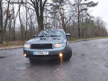 Авто Audi A4 2022 № 8295384