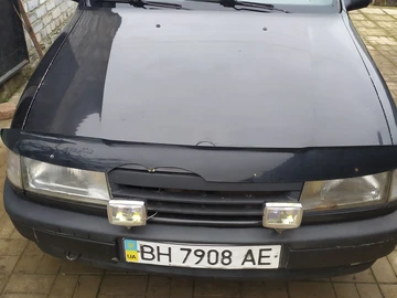Авто Opel Vectra 1991 № 8295432