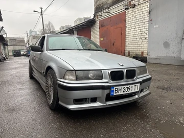 Авто BMW 3 Серия 1996 № 8295538