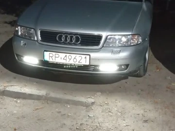 Авто Audi A4 1999 № 8295811