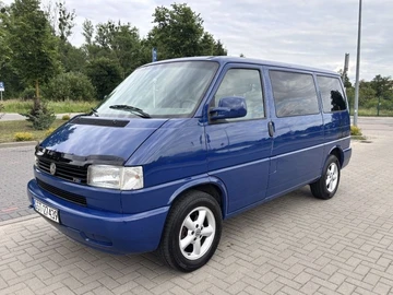 Авто Volkswagen Transporter 2000 № 8295938