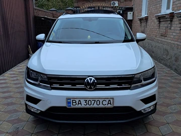 Авто Volkswagen Tiguan 2019 № 8295976
