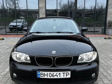 Авто BMW 1 Серия 2004 № 8296182