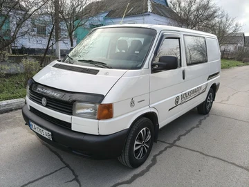 Авто Volkswagen Transporter 1998 № 8296404