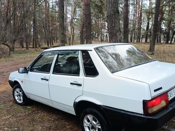 Авто ВАЗ 21099 1998 № 8296673
